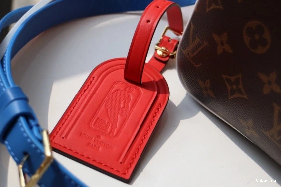 VUITTON LVXNBA NIL MESSENGER LOUIS 0815